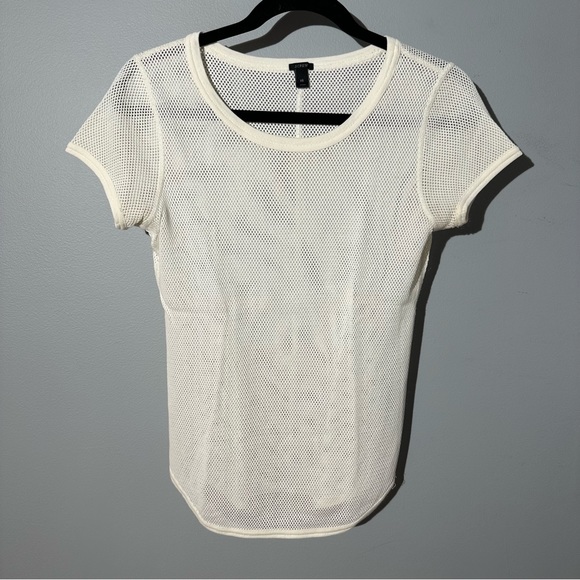 Djali Mesh Layer Tee (white perforated)